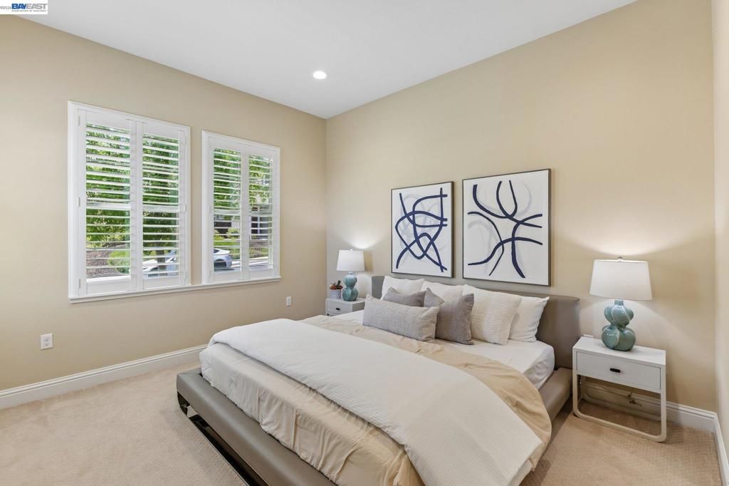 Image 15 of property listing at 4203 Oak Knoll Dr, Dublin, CA 94568