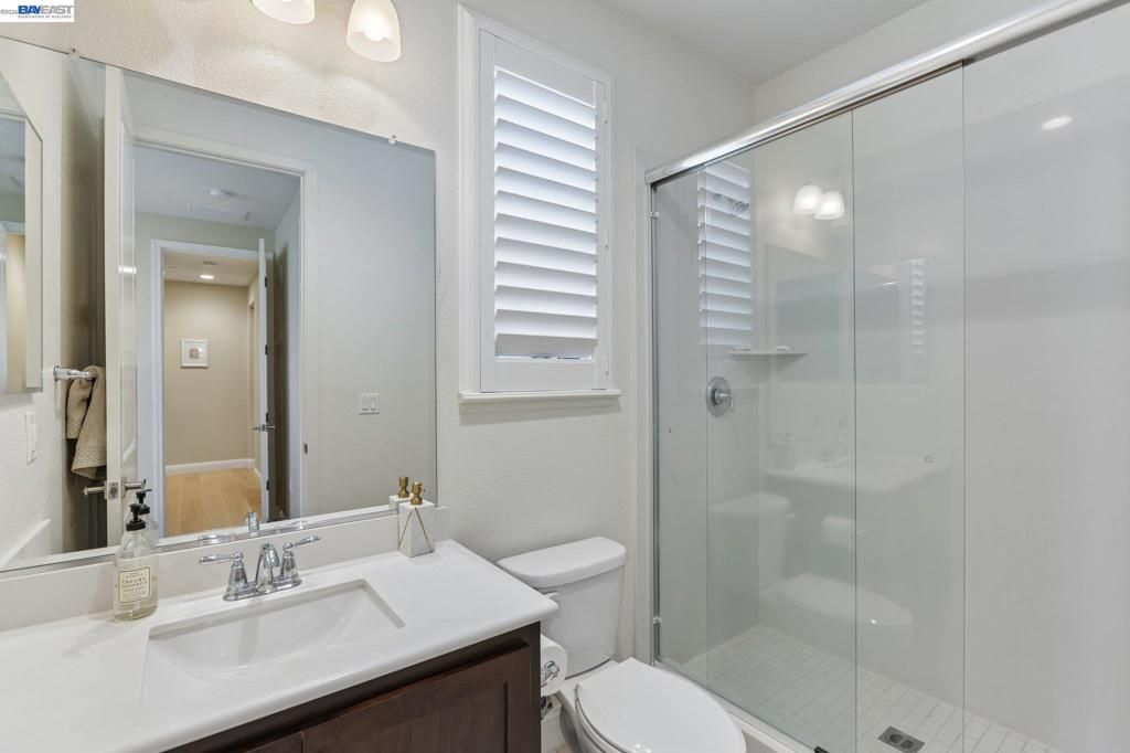 Image 31 of property listing at 4203 Oak Knoll Dr, Dublin, CA 94568