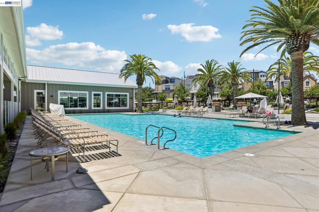 Image 47 of property listing at 4203 Oak Knoll Dr, Dublin, CA 94568