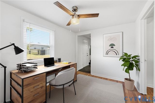 702 Old Town Dr, Colonial Heights, VA 23834