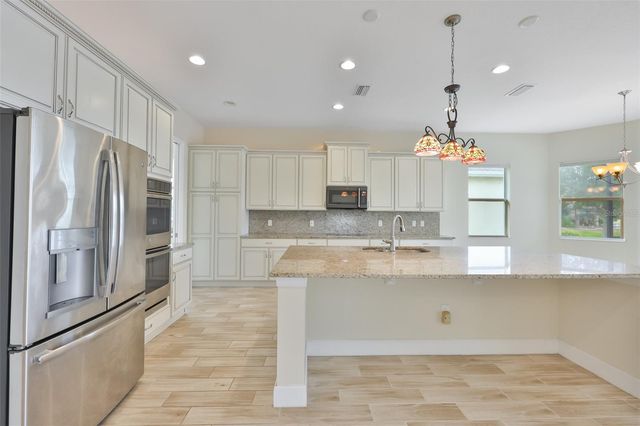 2229 S PEBBLE BEACH BOULEVARD, Sun City Center, FL 33573