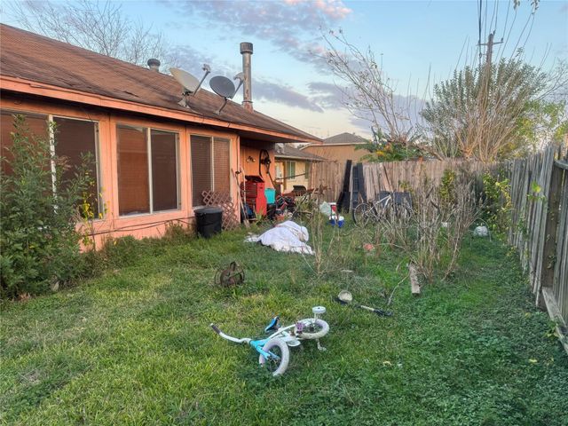 3219 Windy Royal Drive, Houston, TX 77045