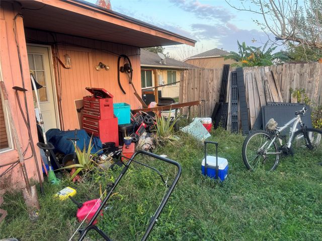 3219 Windy Royal Drive, Houston, TX 77045