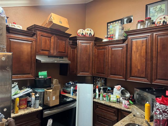 3219 Windy Royal Drive, Houston, TX 77045