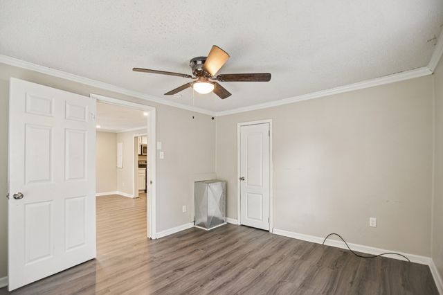 317 E 17th St, Columbia, TN 38401