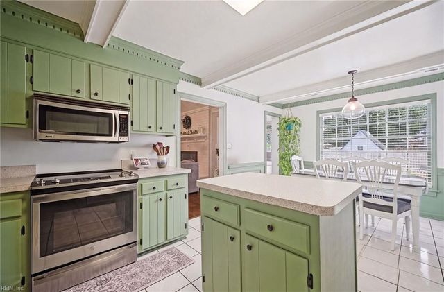 4681 Larkwood DR, Virginia Beach, VA 23464