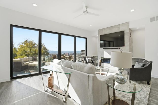 209 Hastings Street, Cincinnati, OH 45219