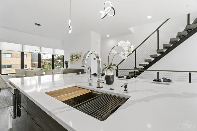 209 Hastings Street, Cincinnati, OH 45219