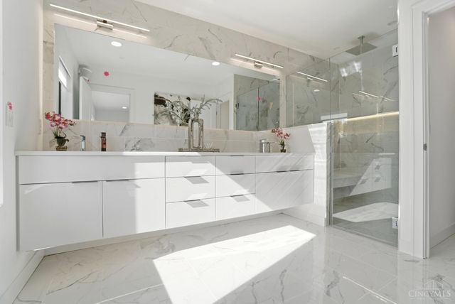 209 Hastings Street, Cincinnati, OH 45219