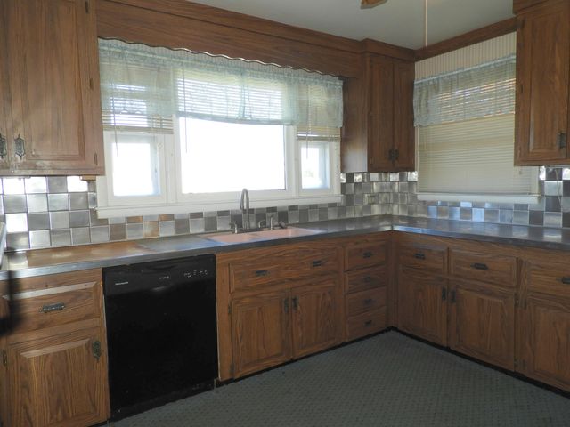 453 Tom Miller Road, Plattsburgh, NY 12901