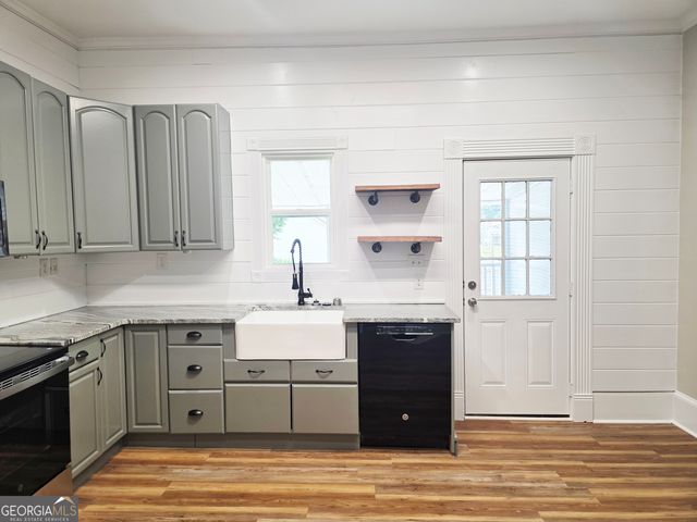 42 Alexander Street, Winder, GA 30680