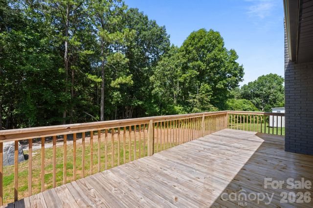 1411 W V Thompson Road, Rutherfordton, NC 28139