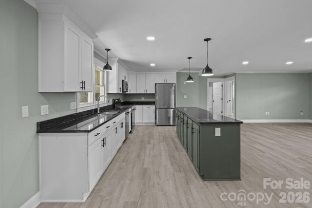 1411 W V Thompson Road, Rutherfordton, NC 28139