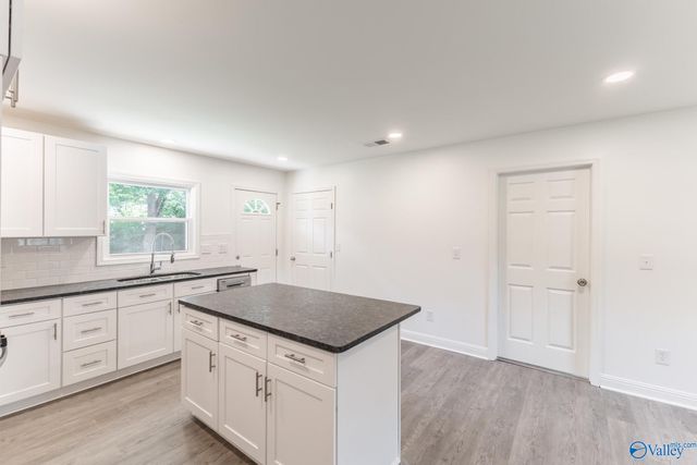 2214 Norwood Drive, Huntsville, AL 35810