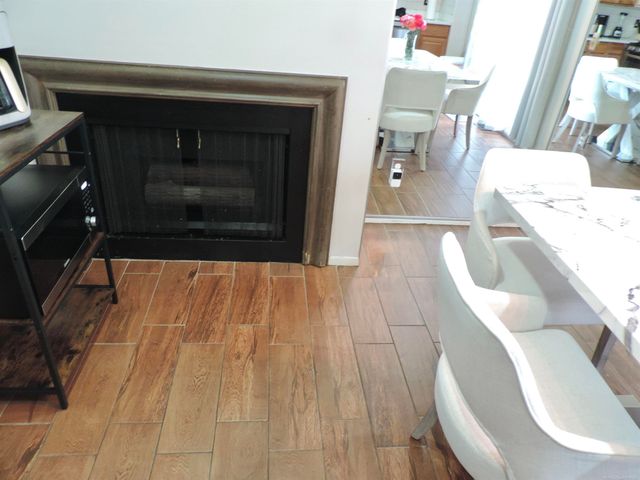 29011 Scarborough Dr Drive, Warren, MI 48088