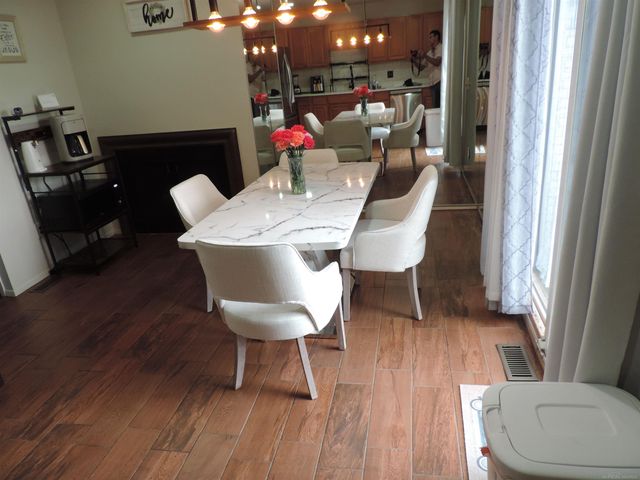 29011 Scarborough Dr Drive, Warren, MI 48088