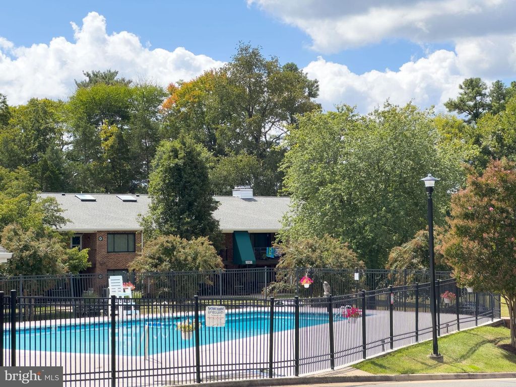 10267 MAGNOLIA GROVE DR, Manassas, VA 20110