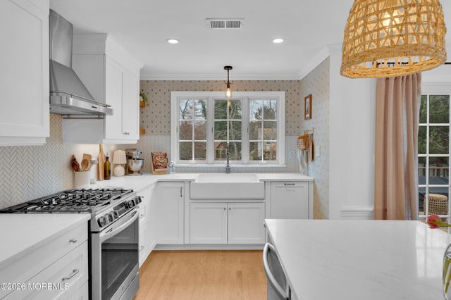 1015 Riverview Drive, Brielle, NJ 08730