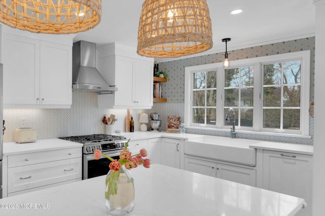 1015 Riverview Drive, Brielle, NJ 08730