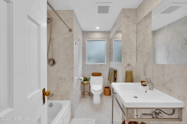 1015 Riverview Drive, Brielle, NJ 08730