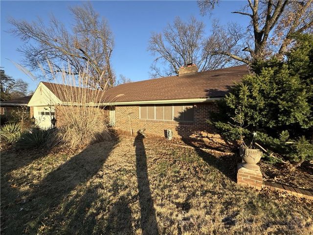 545 N Washington Boulevard, Kansas City, KS 66102