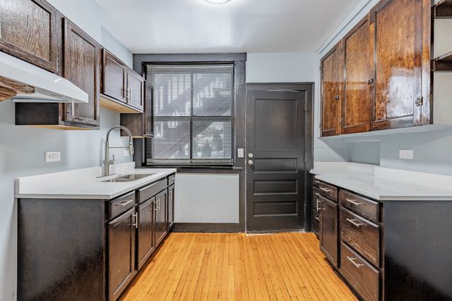 3021 W 58th Street 1, Chicago, IL 60629