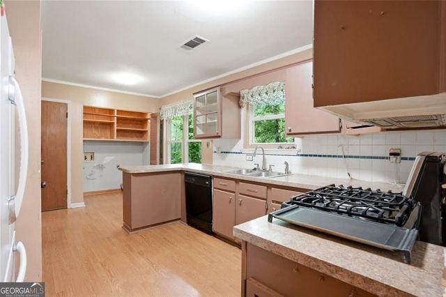 2432 Landington Way NW, Duluth, GA 30096