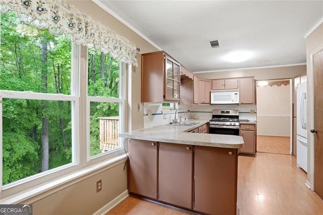 2432 Landington Way NW, Duluth, GA 30096