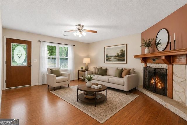 2432 Landington Way NW, Duluth, GA 30096