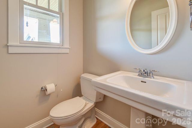 201 Skytop Farm Lane, Hendersonville, NC 28791