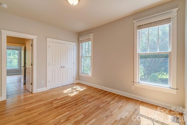 201 Skytop Farm Lane, Hendersonville, NC 28791