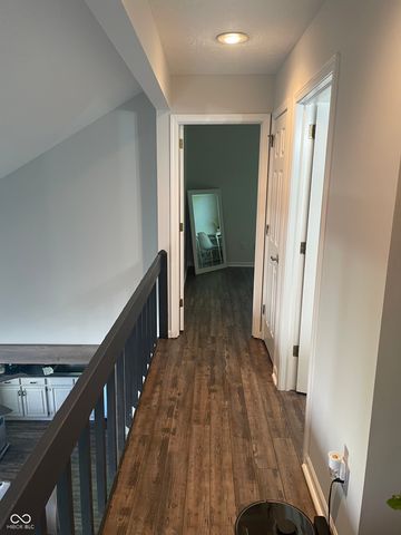 8001 W Valley Farm Lane W, Indianapolis, IN 46214