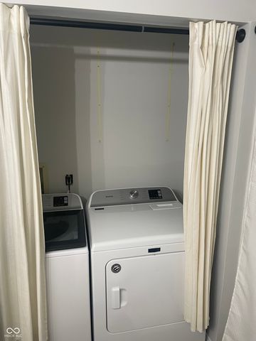 8001 W Valley Farm Lane W, Indianapolis, IN 46214