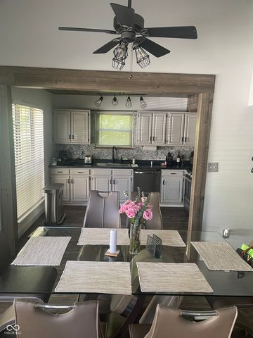 8001 W Valley Farm Lane W, Indianapolis, IN 46214