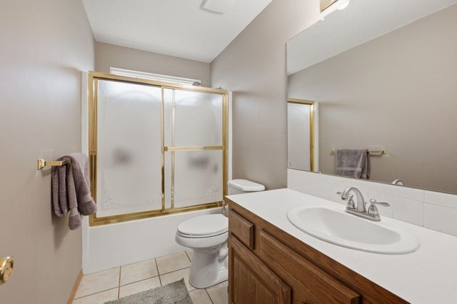 10413 W University Ct, Wichita, KS 67209