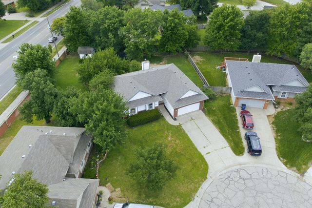 10413 W University Ct, Wichita, KS 67209