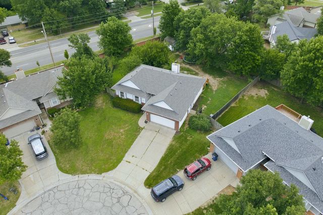 10413 W University Ct, Wichita, KS 67209