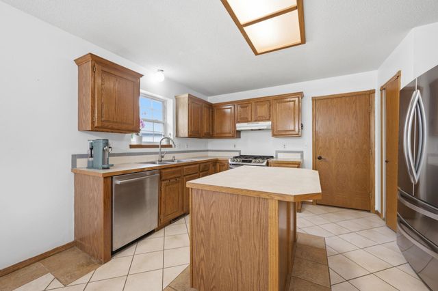 10413 W University Ct, Wichita, KS 67209