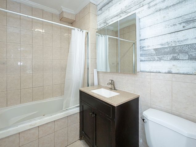 2 Lawrence Street, Methuen, MA 01844