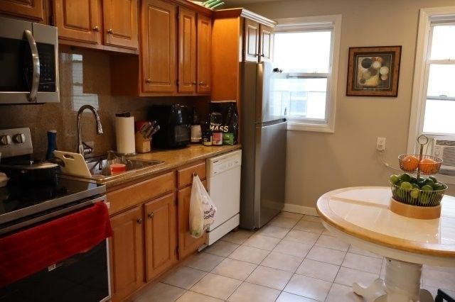 2 Lawrence Street, Methuen, MA 01844