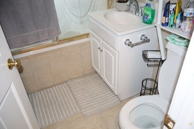 2 Lawrence Street, Methuen, MA 01844