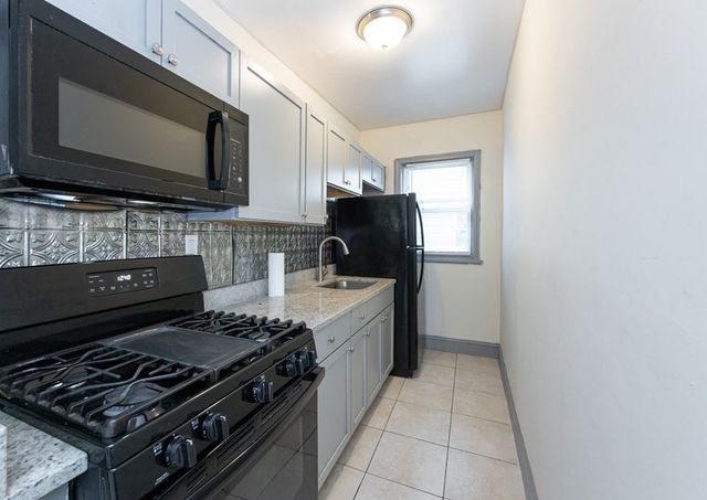 2 Lawrence Street, Methuen, MA 01844