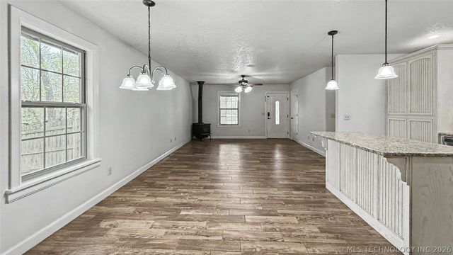 1025 Jackson Avenue, Tahlequah, OK 74464