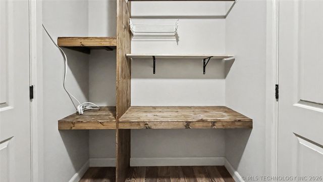 1025 Jackson Avenue, Tahlequah, OK 74464