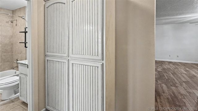 1025 Jackson Avenue, Tahlequah, OK 74464