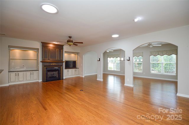 9332 Whistling Straits Drive, Fort Mill, SC 29707