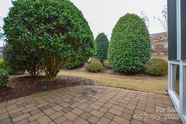 9332 Whistling Straits Drive, Fort Mill, SC 29707