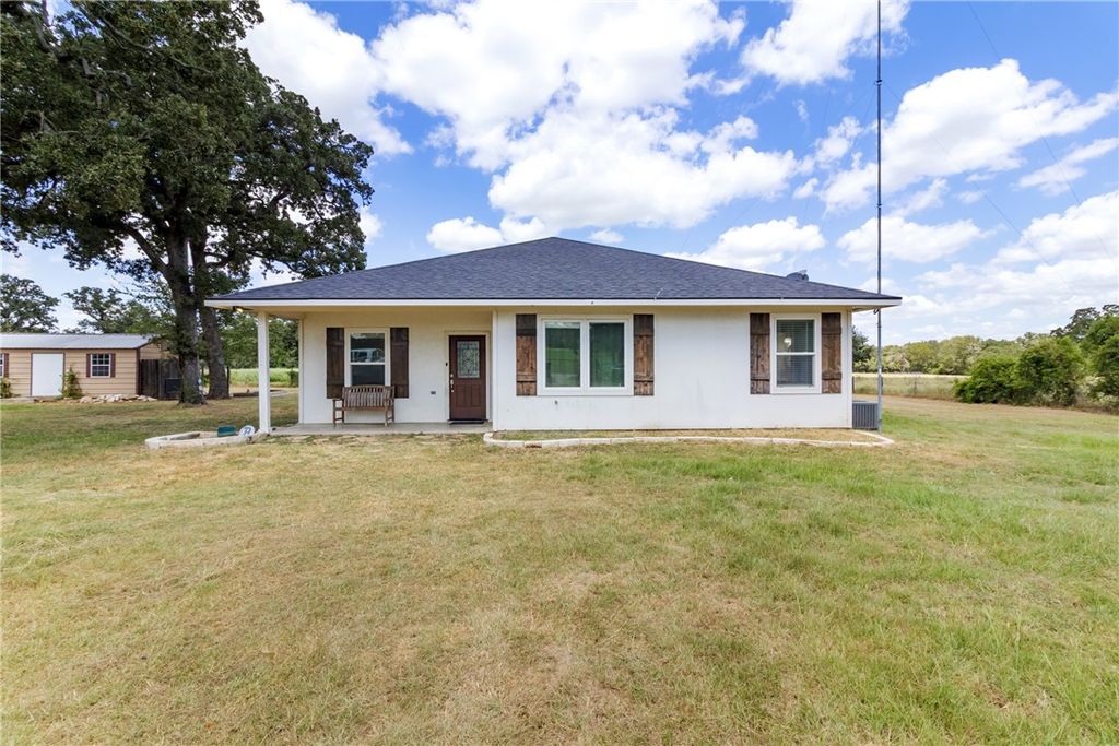 1200 County Road 102, Caldwell, TX 77836 — exterior