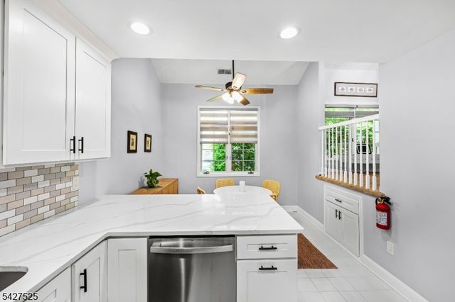 53 Winthrop Rd G, Monroe Twp., NJ 08831