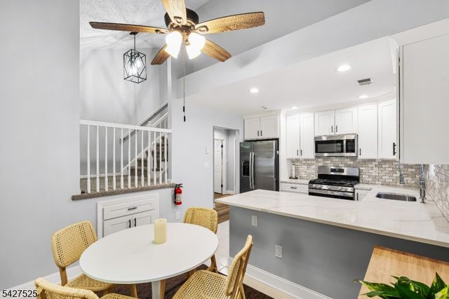 53 Winthrop Rd G, Monroe Twp., NJ 08831